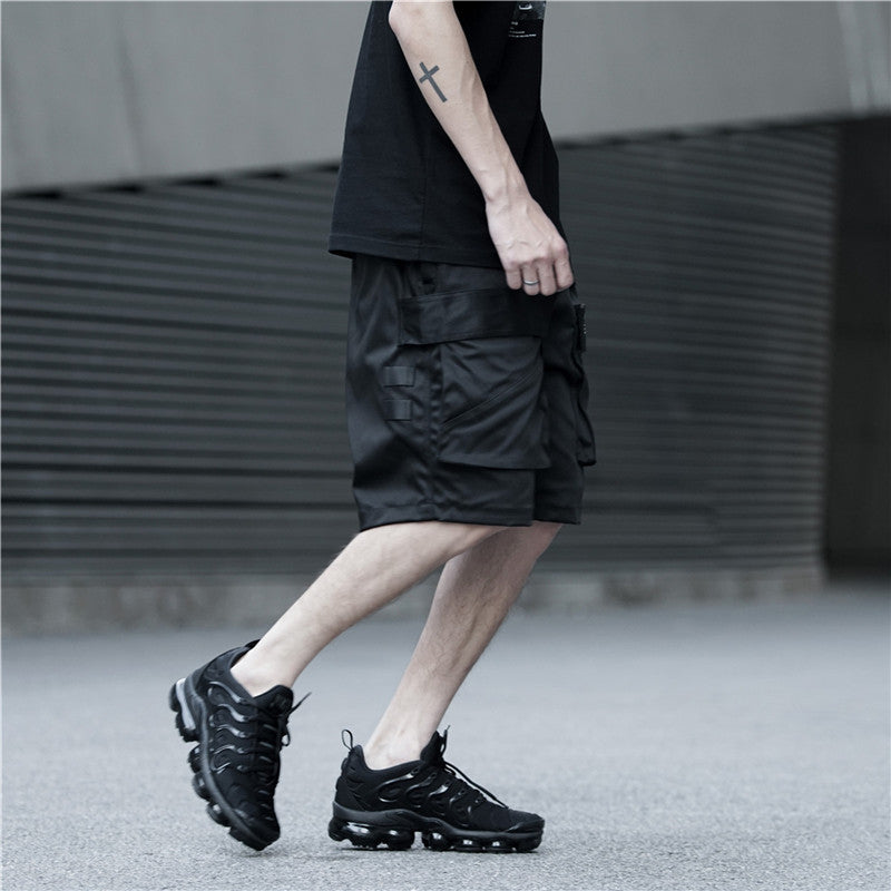 Three-dimensional multi-pocket tooling shorts men
