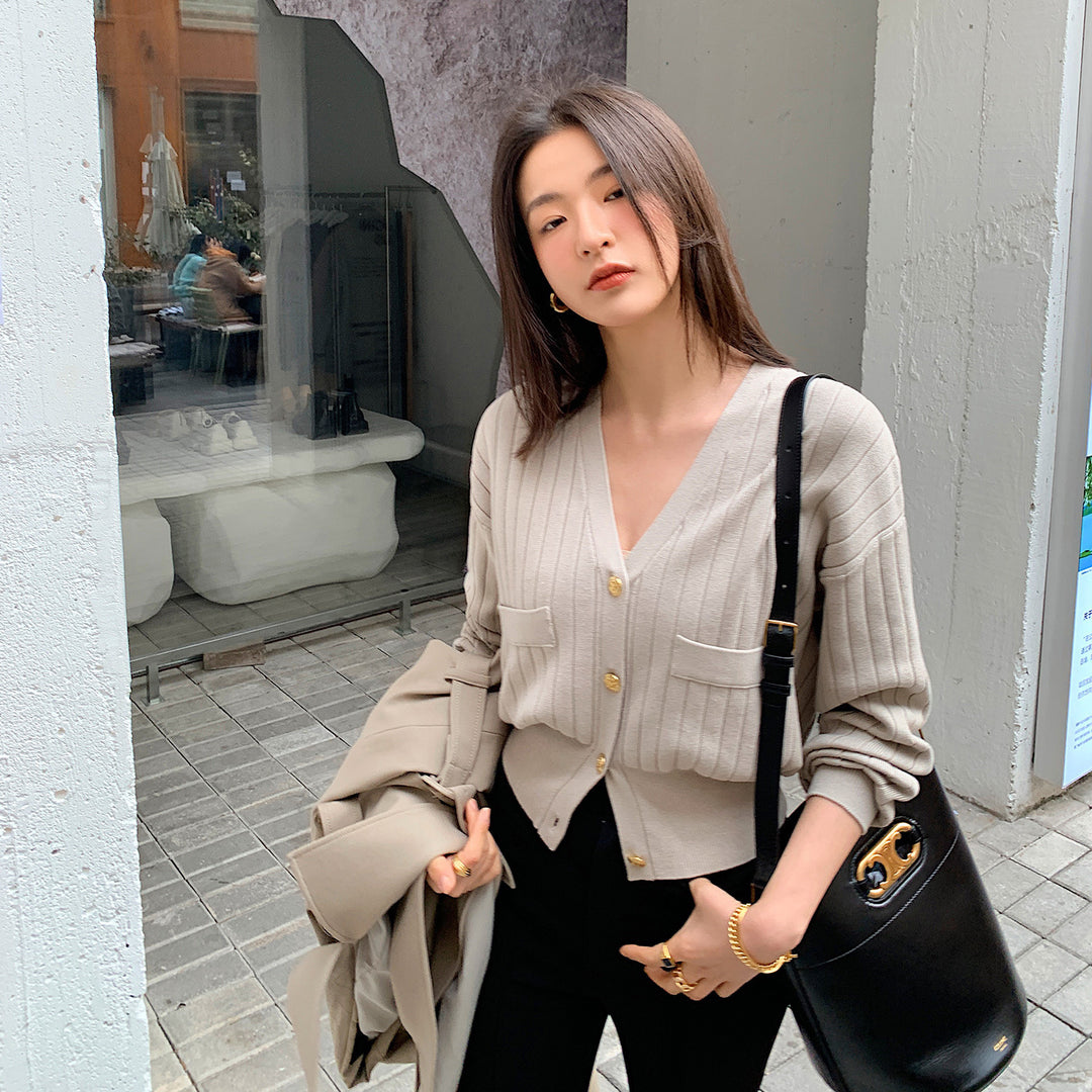 Thin Short Section Gentle Retro V-neck Knitted Jacket Women