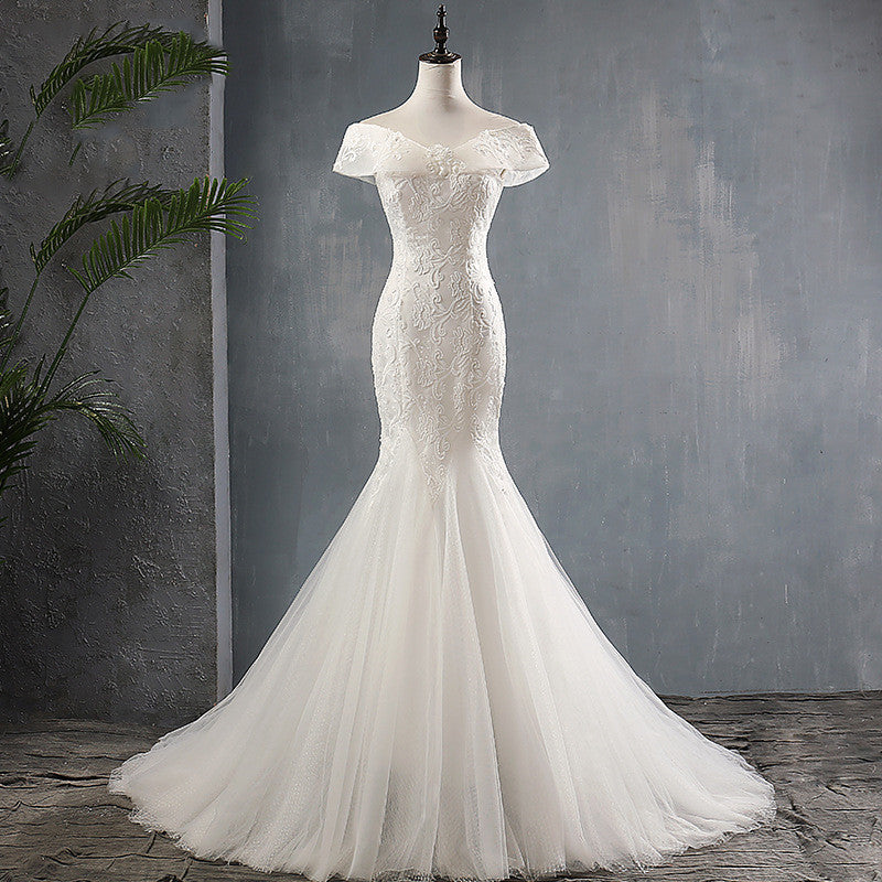 One shoulder bride fishtail wedding dress