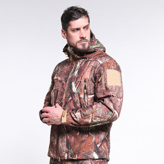 Men And Women Outdoor Windproof And Waterproof Warm Rushing Jacket