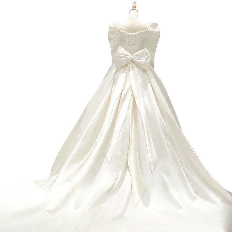 Long Sleeve French Tail Wedding Dress